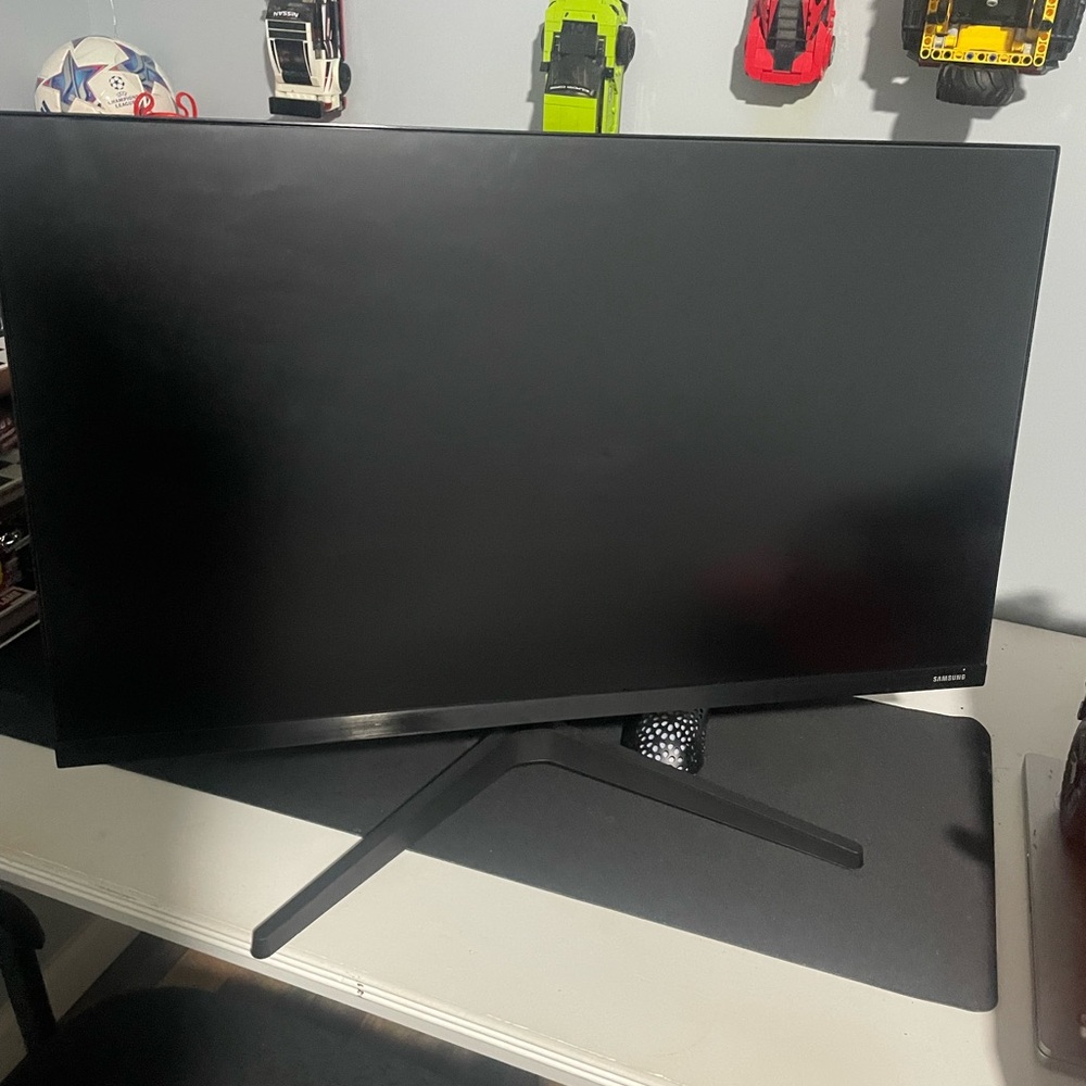 Samsung Black Monitor with Sleek Stand